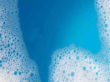 Low foam surfactant